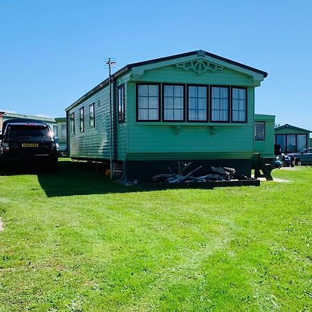 157 Amour Caravan تيوين المظهر الخارجي الصورة