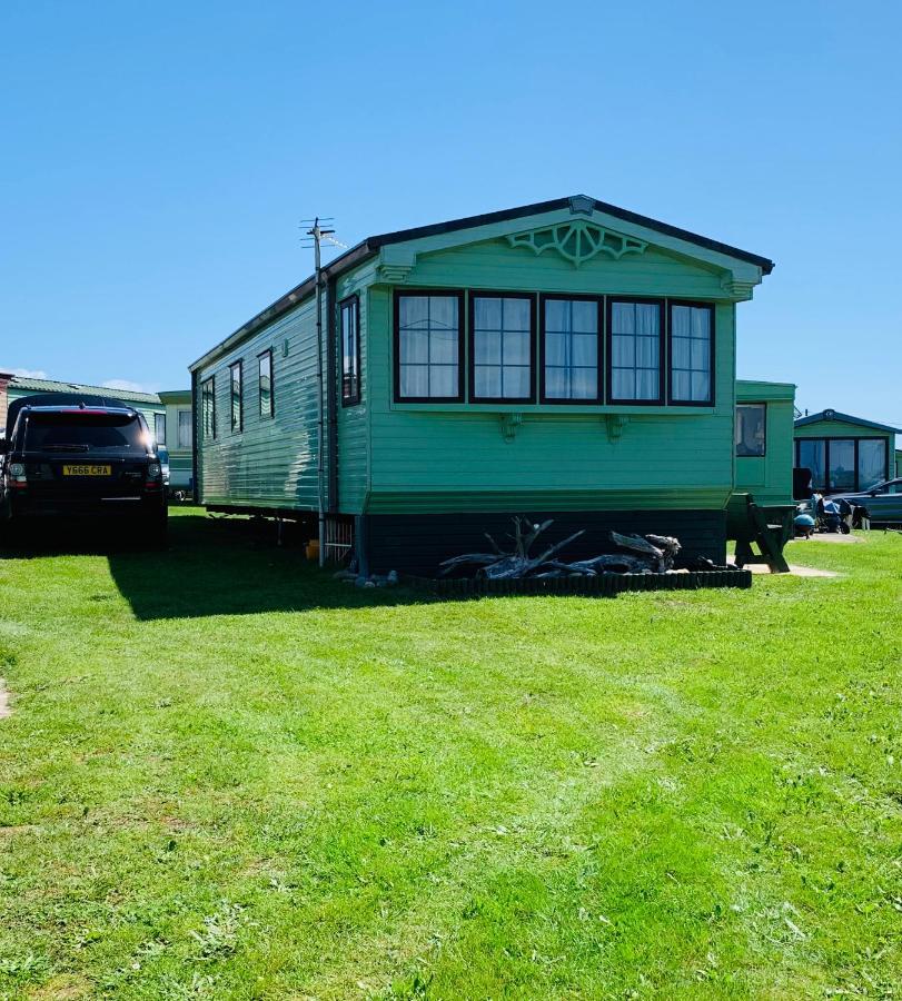 157 Amour Caravan تيوين المظهر الخارجي الصورة